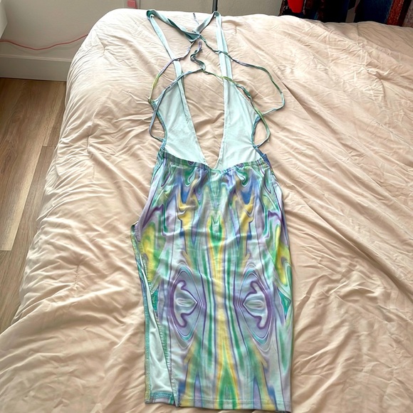 Unique Tye Dye Halter Dress - Picture 4 of 6